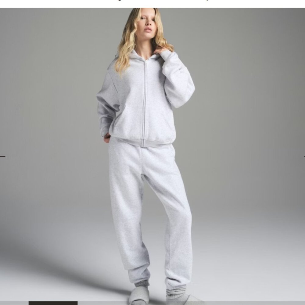 Skims - Cotton Fleece Classic zip up hoodie and jogger set (XXS Light Grey)